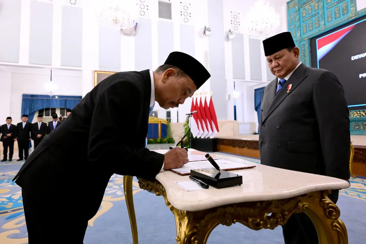 Presiden Prabowo Lantik Syahganda Nainggolan dan Fadli Tri Hartono sebagai Kepala dan Wakil Kepala Badan Komunikasi Pemerintah. Tripodnews/BPMI-STPRES