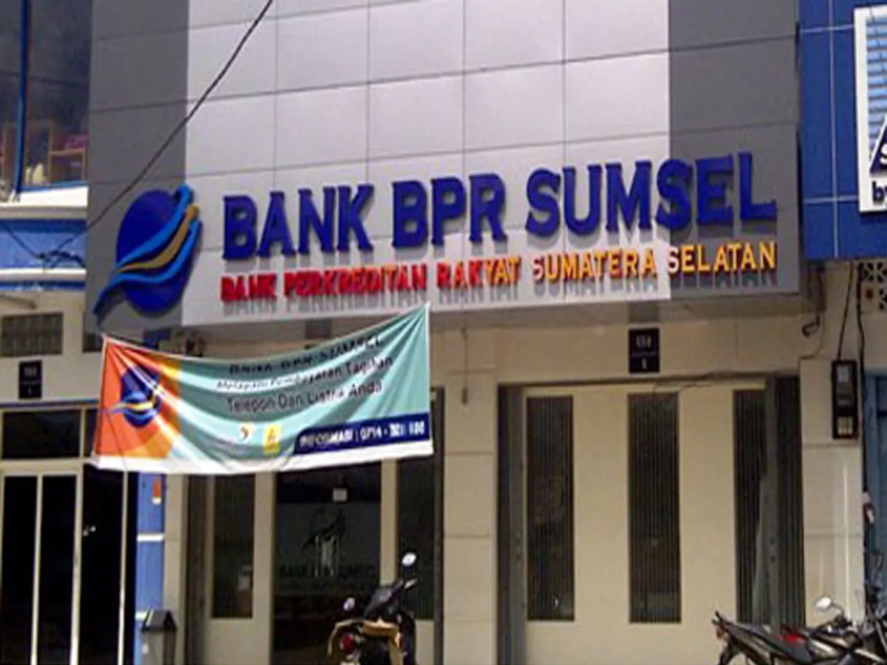 Selain perubahan nama, dari Bank Perkreditan Rakyat menjadi Bank Perekonomian Rakyat, adapula sejumlah konsekuensi yang lain.