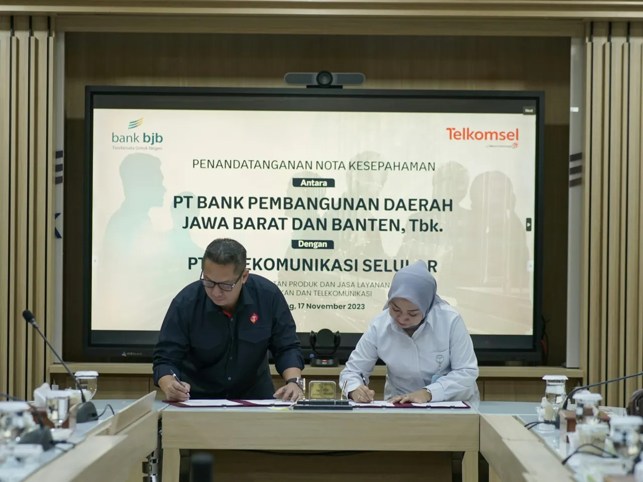 kerjasama bank bjb dengan Telkomsel