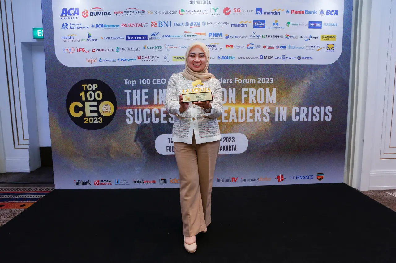 bank bjb semakin dikenal sebagai salah satu bank yang berkiprah dan berkontribusi secara nasional serta memiliki fondasi bisnis yang solid, didukung oleh sistem teknologi informasi yang mumpuni. bank bjb juga telah berhasil melakukan perbaikan berkel