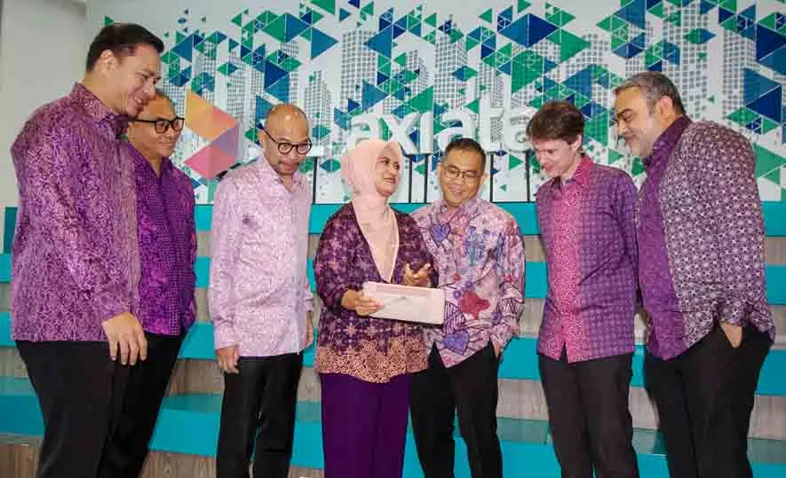 RUPS XL Axiata