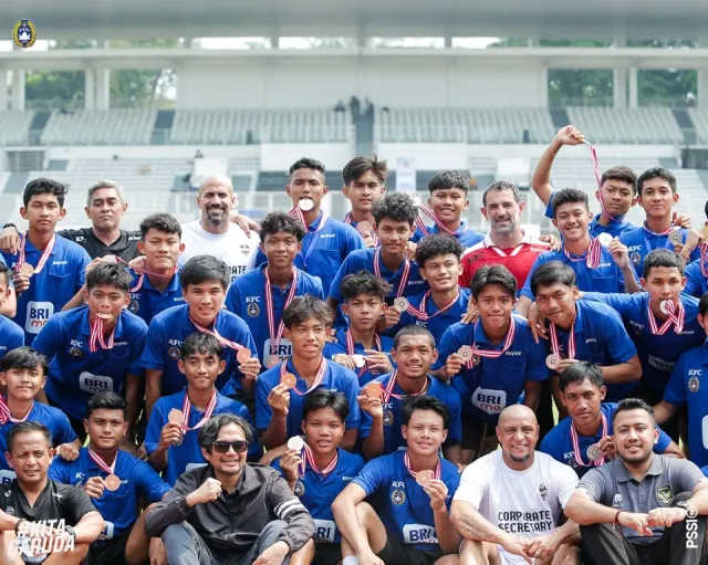 Lima Legenda Sepakbola Dunia Latih Tim U-16